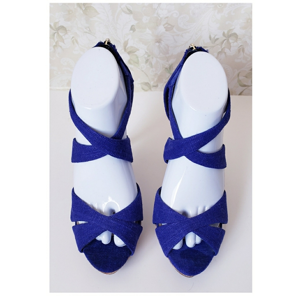 CHARLES AND KEITH STRAP HEELS